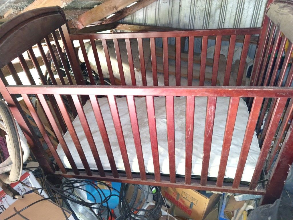 Baby toddler 3 in 1 convertible crib cherry wood like
