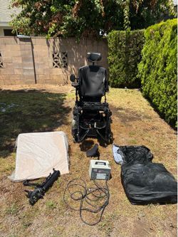 Power wheelchair and accessories