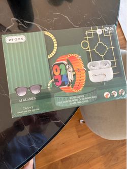 Smart watch ai glasses and headphones