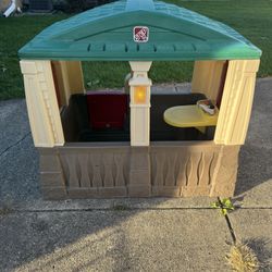 Fisher Price Step 2playhouse