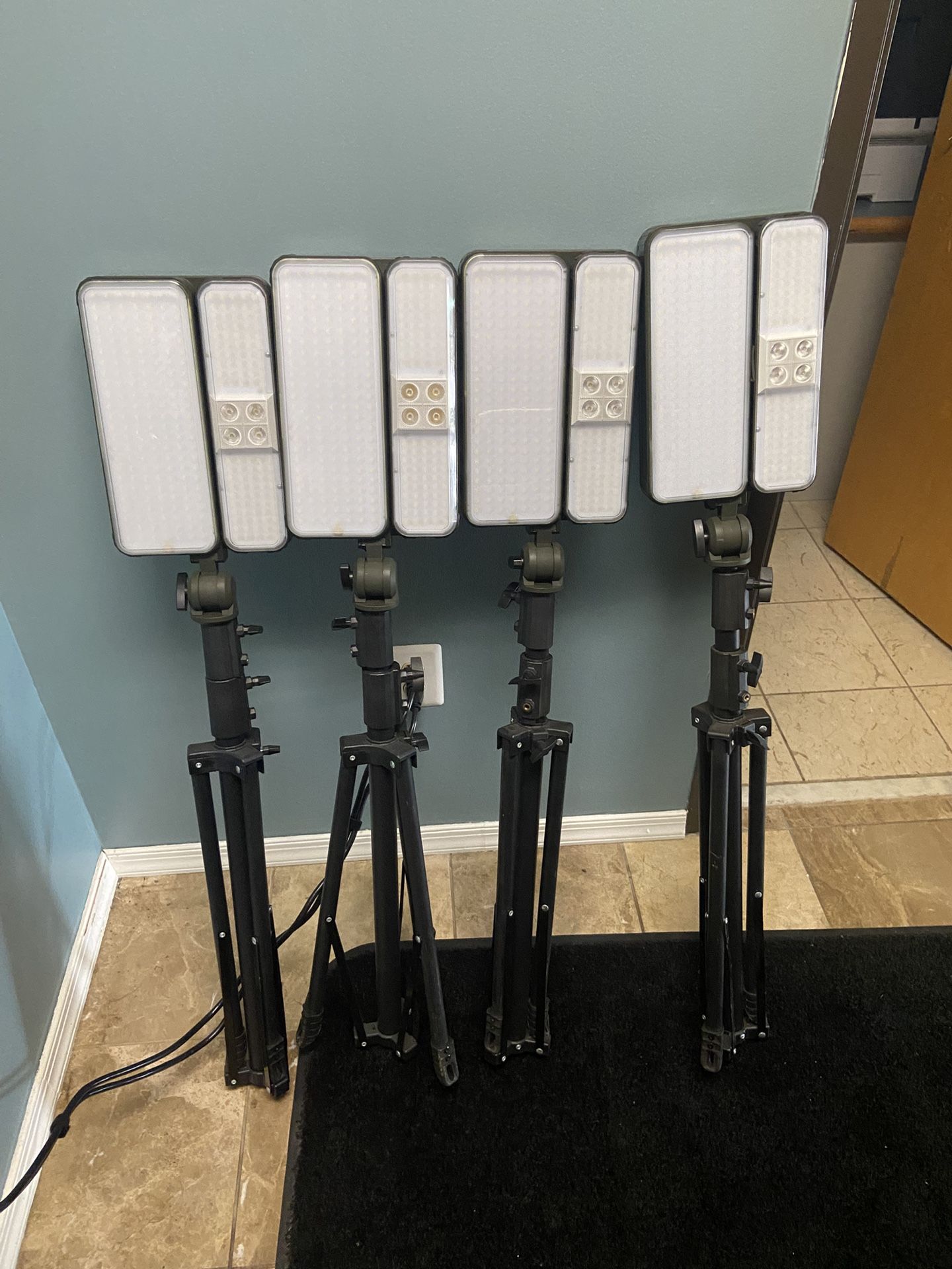 Work Lights Solar Power And Plug In