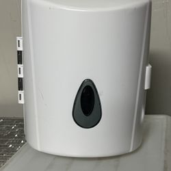 Center Pull Napkin Dispenser 