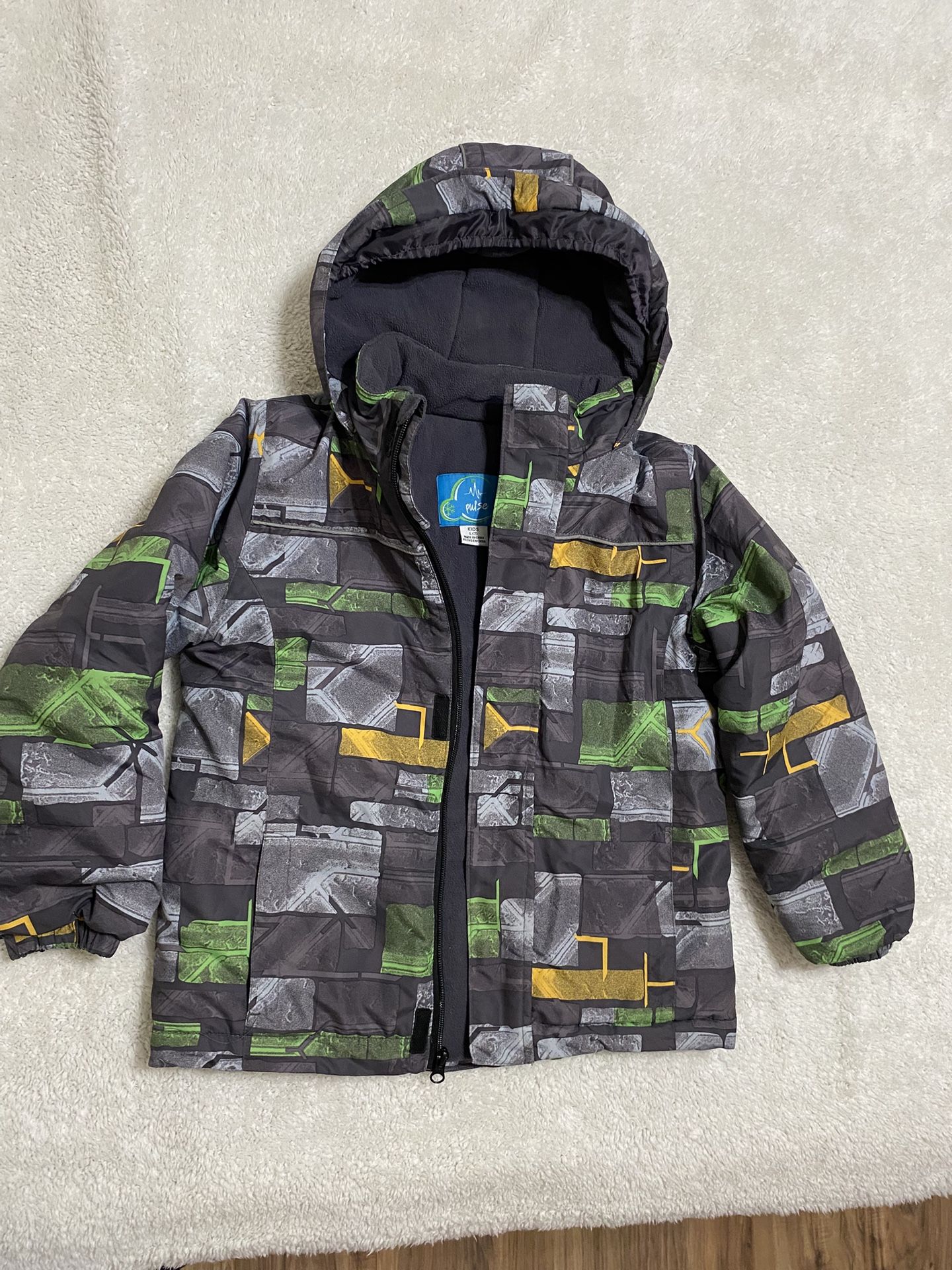 Kids Warm Jacket Size 7 Like New $8.00