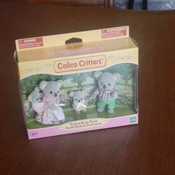 Calico Critters CC1455 Outback Koala Family Set New sealed. UPC 
0(contact info removed)2.
Weight 6oz plus shipping materials.