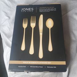 New Jones Salad Plates And Flateware $25 For Pair 