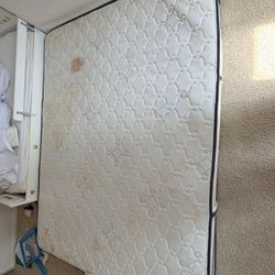 FREE-Used Simmons Queen Mattress