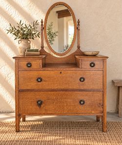 Antique Turn-of-the-Century Quarter-Sawn Oak Dresser with Mirror