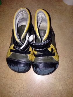 SeeKaiRun boots size 5