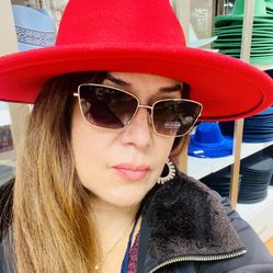 Cat Eye Sunglasses/Shades 