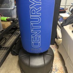 Century Wavemaster Powerline Extra Large, Freestanding Kickboxing Bag