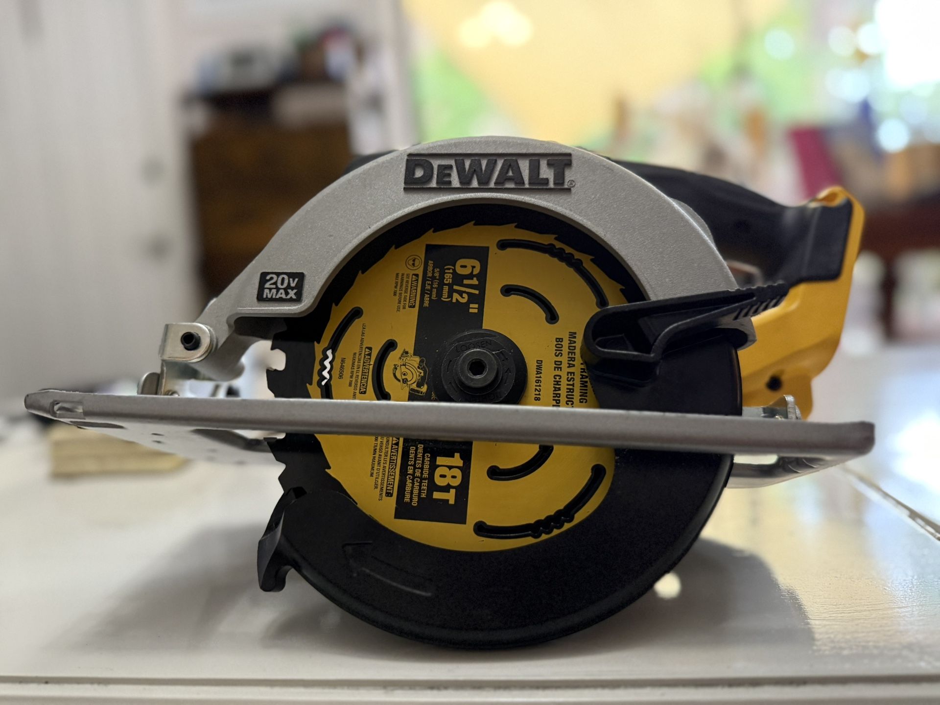 6-1/2 In Circular Saw With Blade