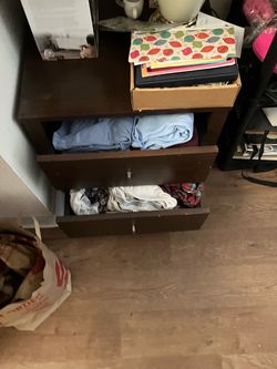 Good solid 2 drawer cabinet