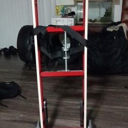 Milwaukee 800-lb capacity appliance hand truck