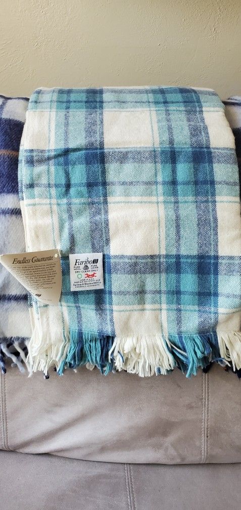 2 Vintage Wool Blanket Faribo Faribault MN Minnesota 100% Wool Plaid Blue Blanket 
52x52