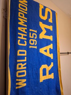 LA RAMS TOWEL