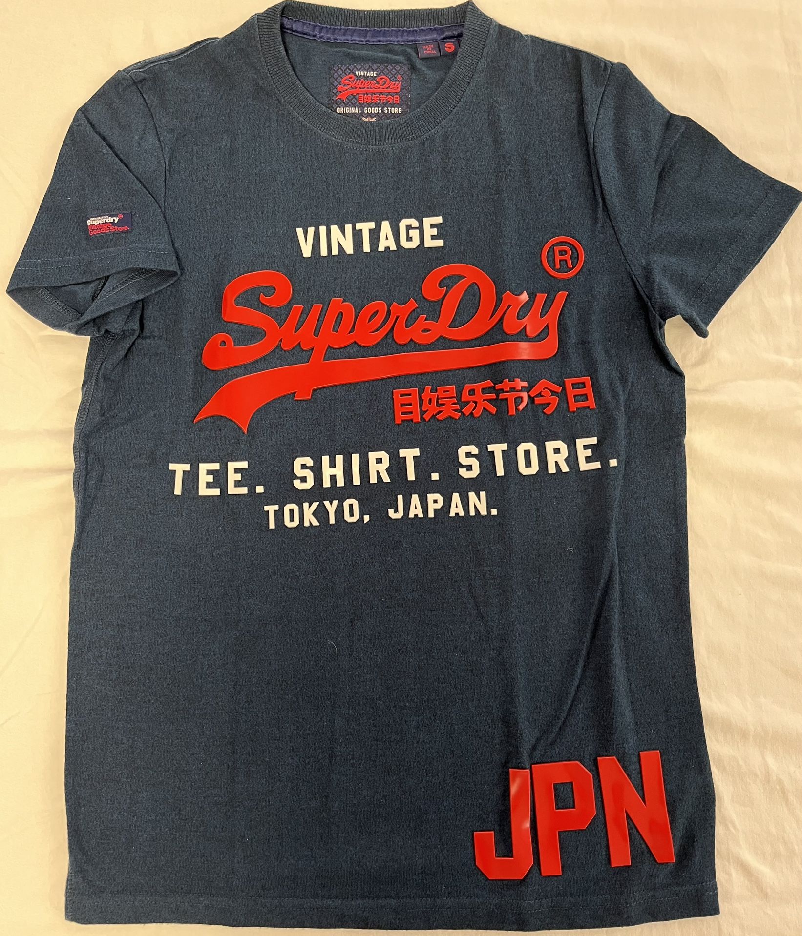 T-Shirt / Superdry