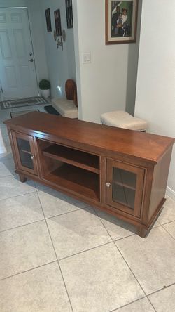 Brown tv stand like brand new