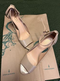 Women’s Shoes 👠 Size 9