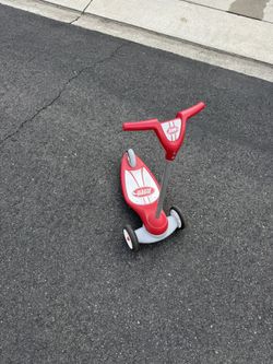 Radio Flyer Scooter