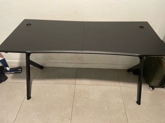 Sleek Black Gaming Desk with Cable  Management Grommets
