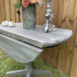 Small Space Table Dining It Entry Way 41 Diameter When Open 30 Tall 