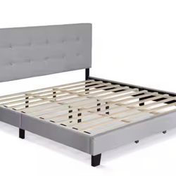 Laval Glacier Queen Button Tufted Bed Frame