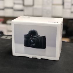 Canon V1 Vlogging Camera