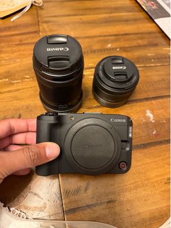 Canon EOS R50 V Content Creator Camera Kit — Includes 2 Canon Lenses