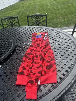 red bape hoodie (BEST OFFER)