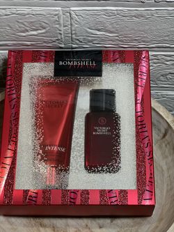 $18 Victoria Secret BOMBSHELL Gift Set Fragrance lotion/Mist hablo español