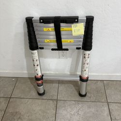8.5ft Telescopic Ladder