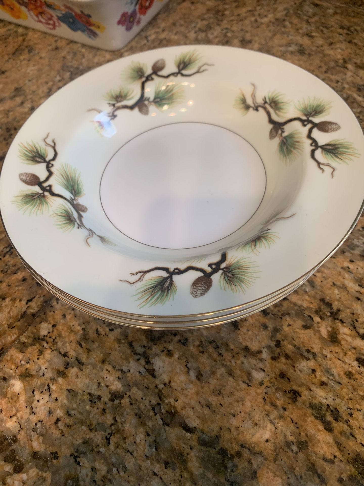 Dishes , Shasta Pine Cones