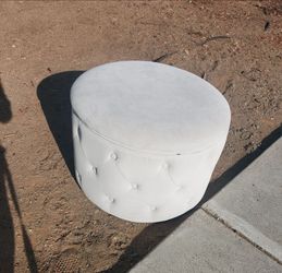 Light grey storage Ottoman