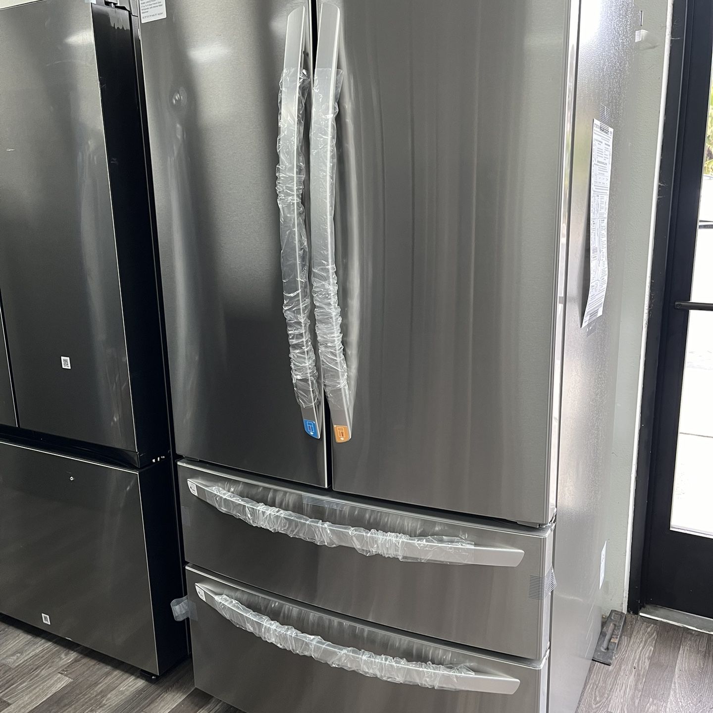 (MSRP $2399 / NOW $1299) 27 Cu Ft 4-Door French Door Refrigerator w/ Internal Water Dispenser
