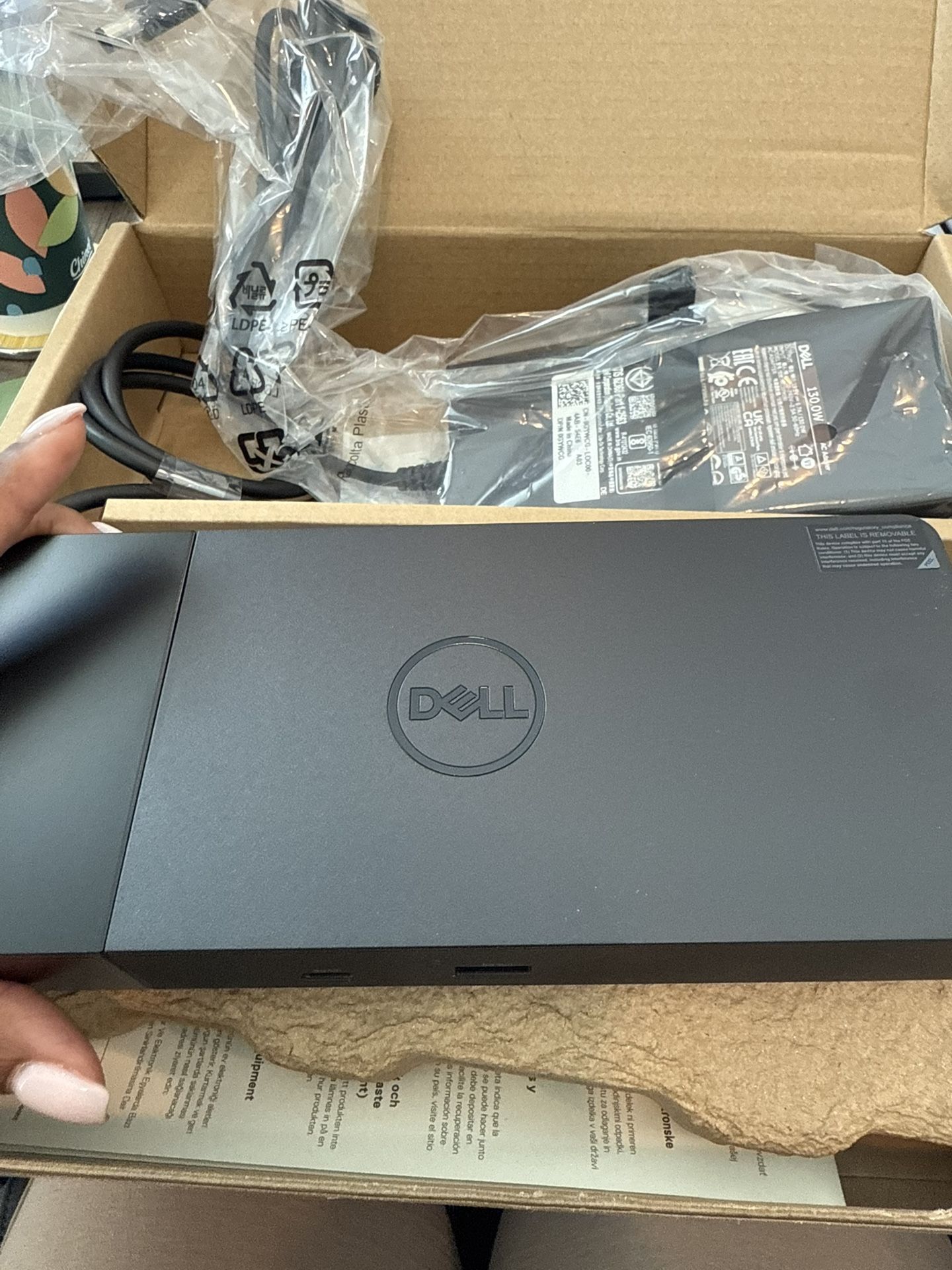 2 ACER monitors, DELL docking station, POLY headset