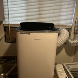 Frigidaire Portable Air Conditioner 