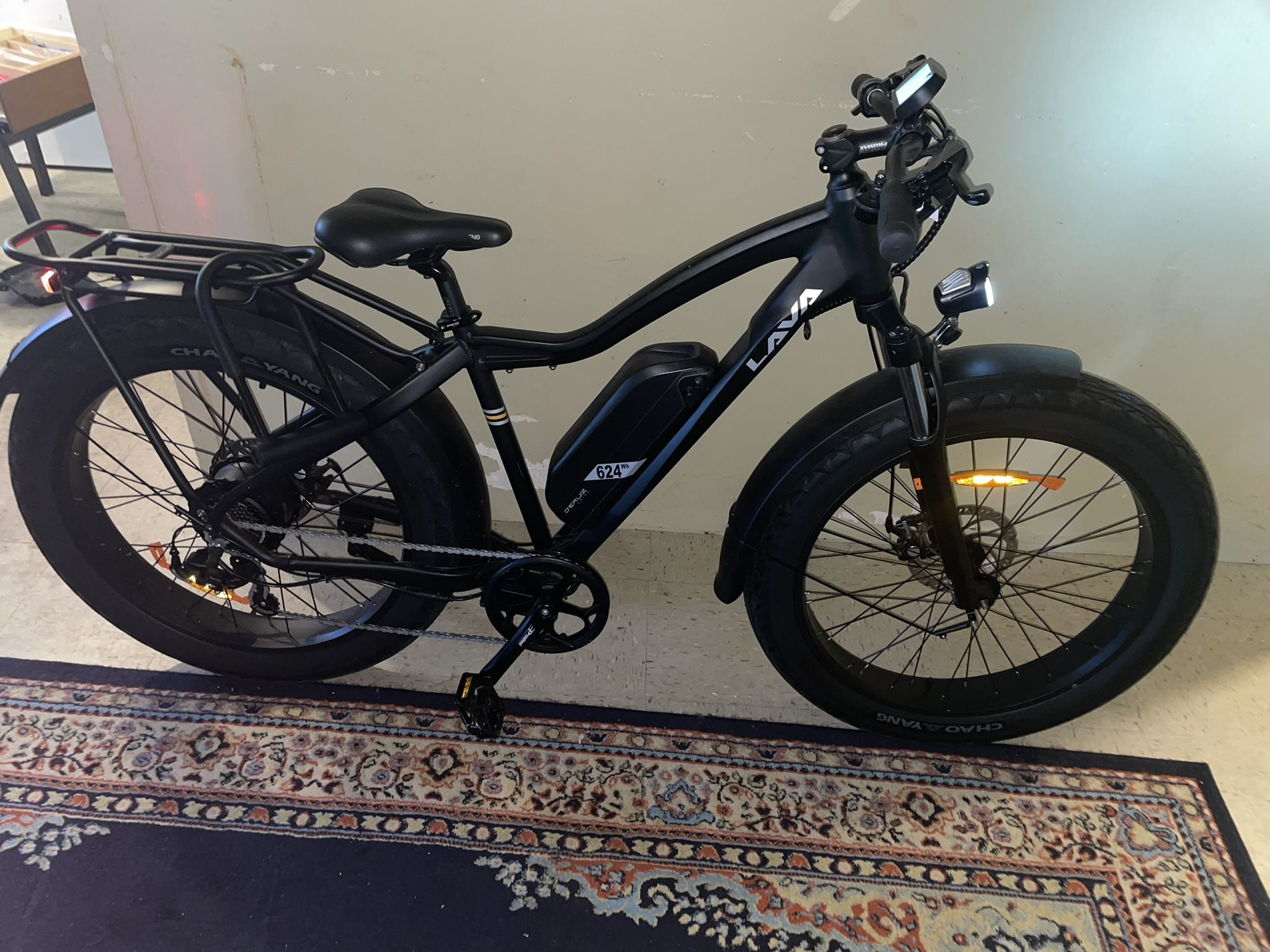 DERUIZ LAVA BIKE W LITHIUM BATTERY!!