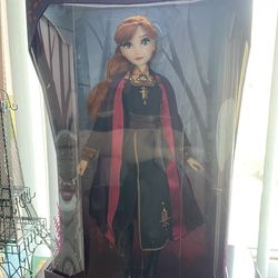 Anna frozen 2 collectible item( seal )