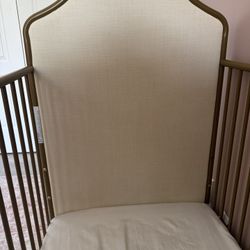 Baby And Toddler Crib 