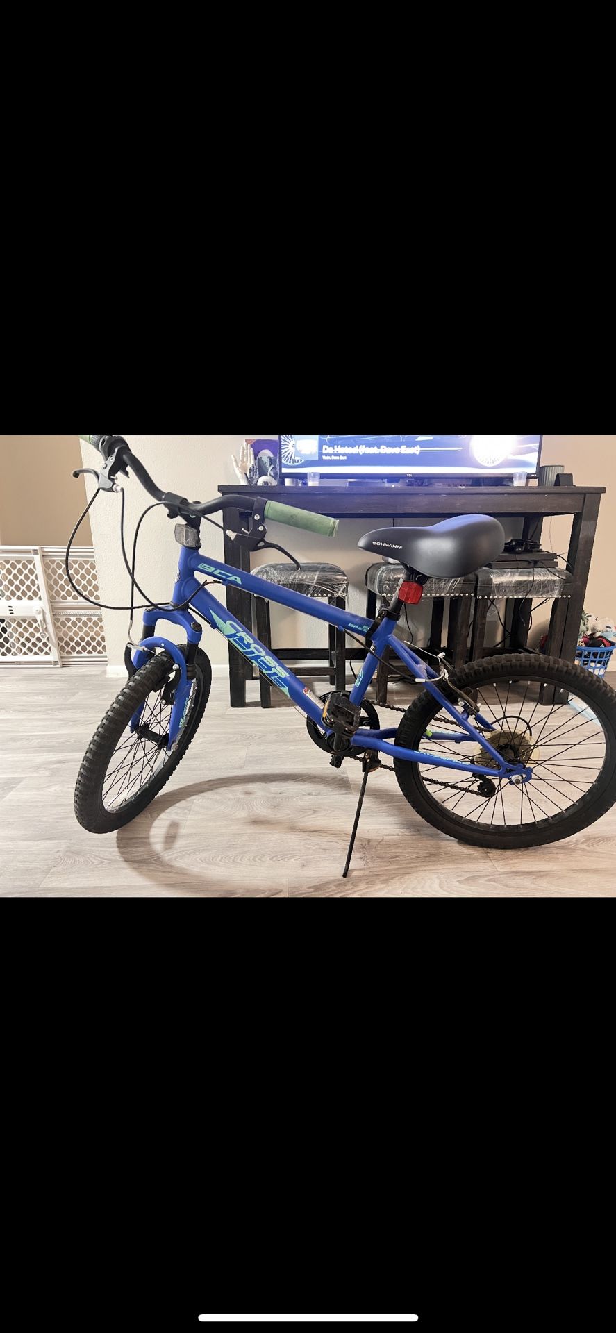 Used 20 inch kid's bikes, suitable for ages 5–13 (roughly 3'8