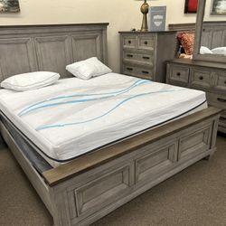 Beautiful Bedroom Sets Only $10 Down!
