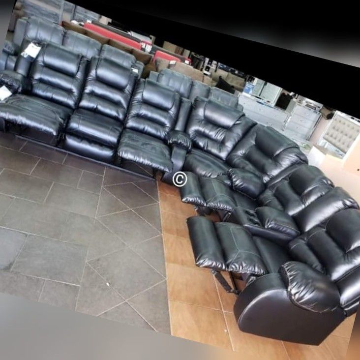 🔴$39 DOWN PAYMENT ONLY [SPECIAL] Vacherie Black Reclining Sectional 