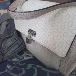 Guess Pocket Book N Wallets