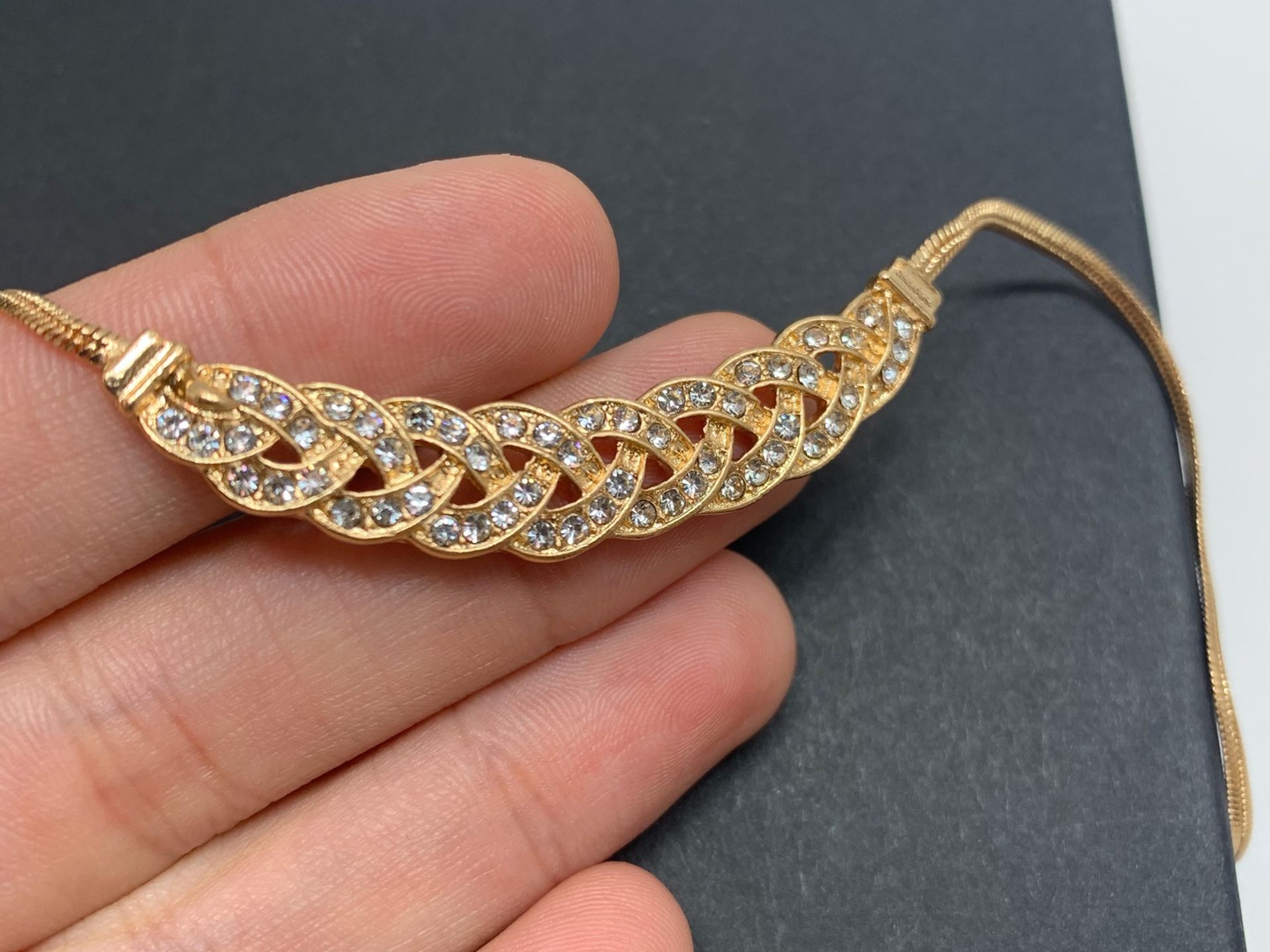 Romantic Choker Chain Necklace Spiral Costume Jewelry Fashion Accessory, GOLD Color