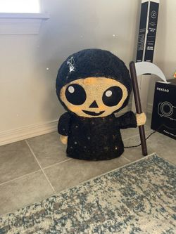 Halloween decor