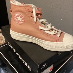 Nude Pink Converse