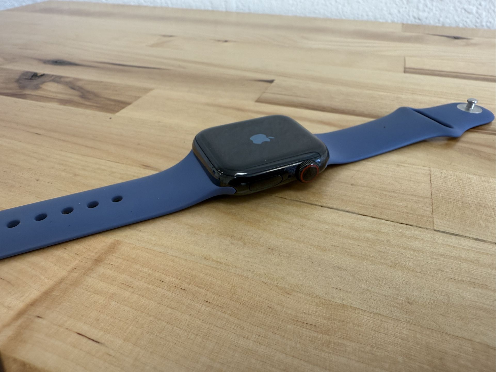 Apple Watch Series 5 Stainless Steel