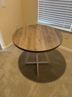Round Kitchen Table
