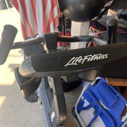 Lifecycle 9500 Upright Stationary Bike