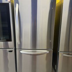 LG Refrigerator 